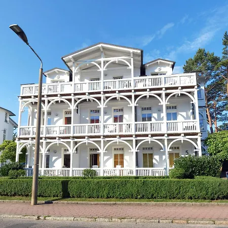 Jugendglueck - Gelbe Rose * Binz